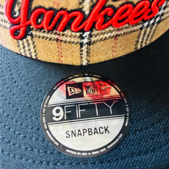 Burberry Designer Inspired New York Yankees Plaid Cap - Picture 9 of 9